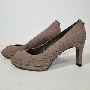 Stuart Weitzman Taupe Peep Toe Heels